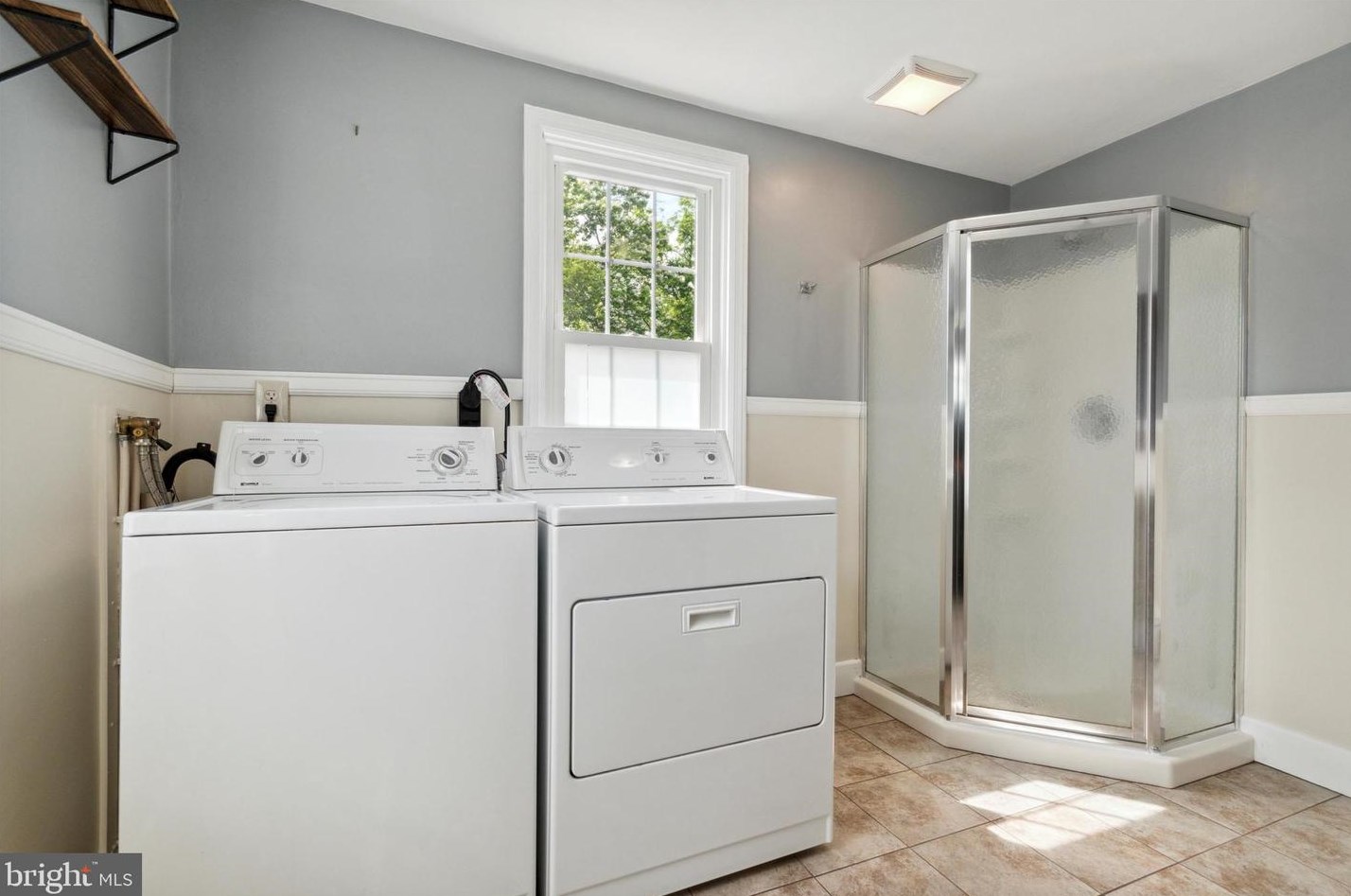 2394 Booker Ave, Chester PA 19014-3502 exterior