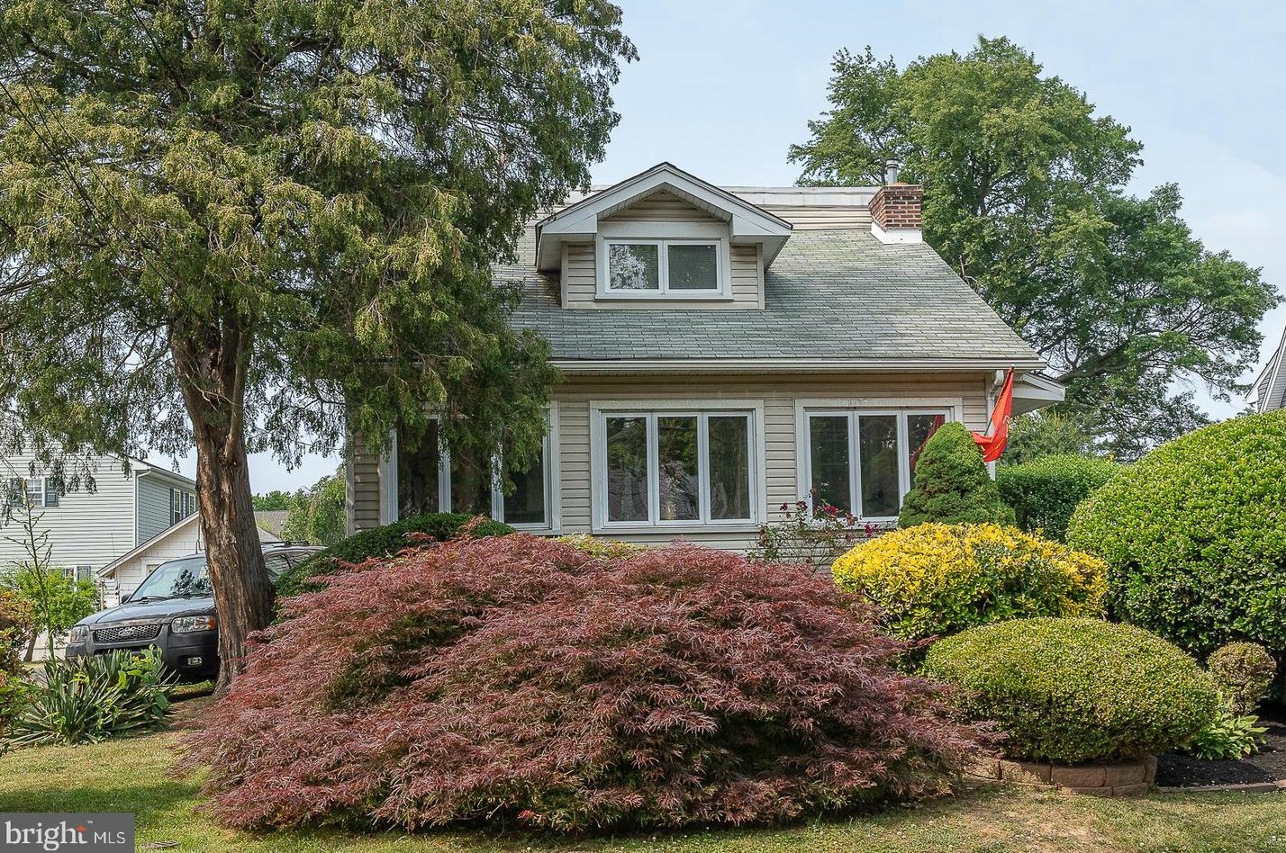 109 Michigan Ave, Swarthmore, PA 19081-2113