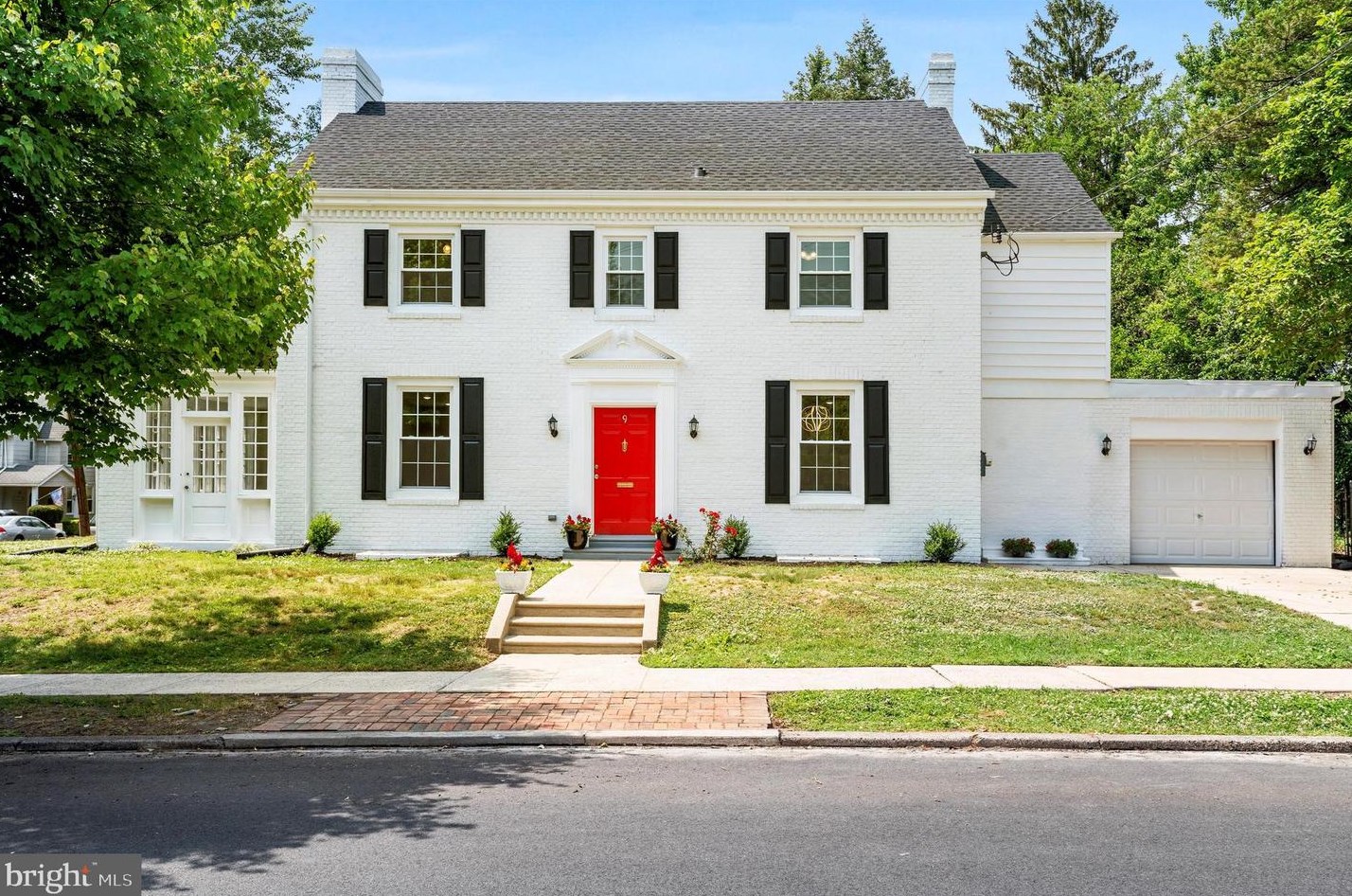 9 W Dupont St, Ridley Park, PA 19078
