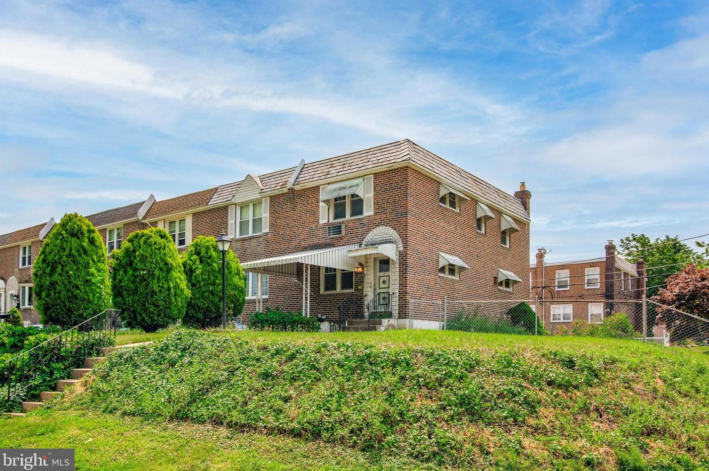 330 Rively Ave, Manor, PA 19036