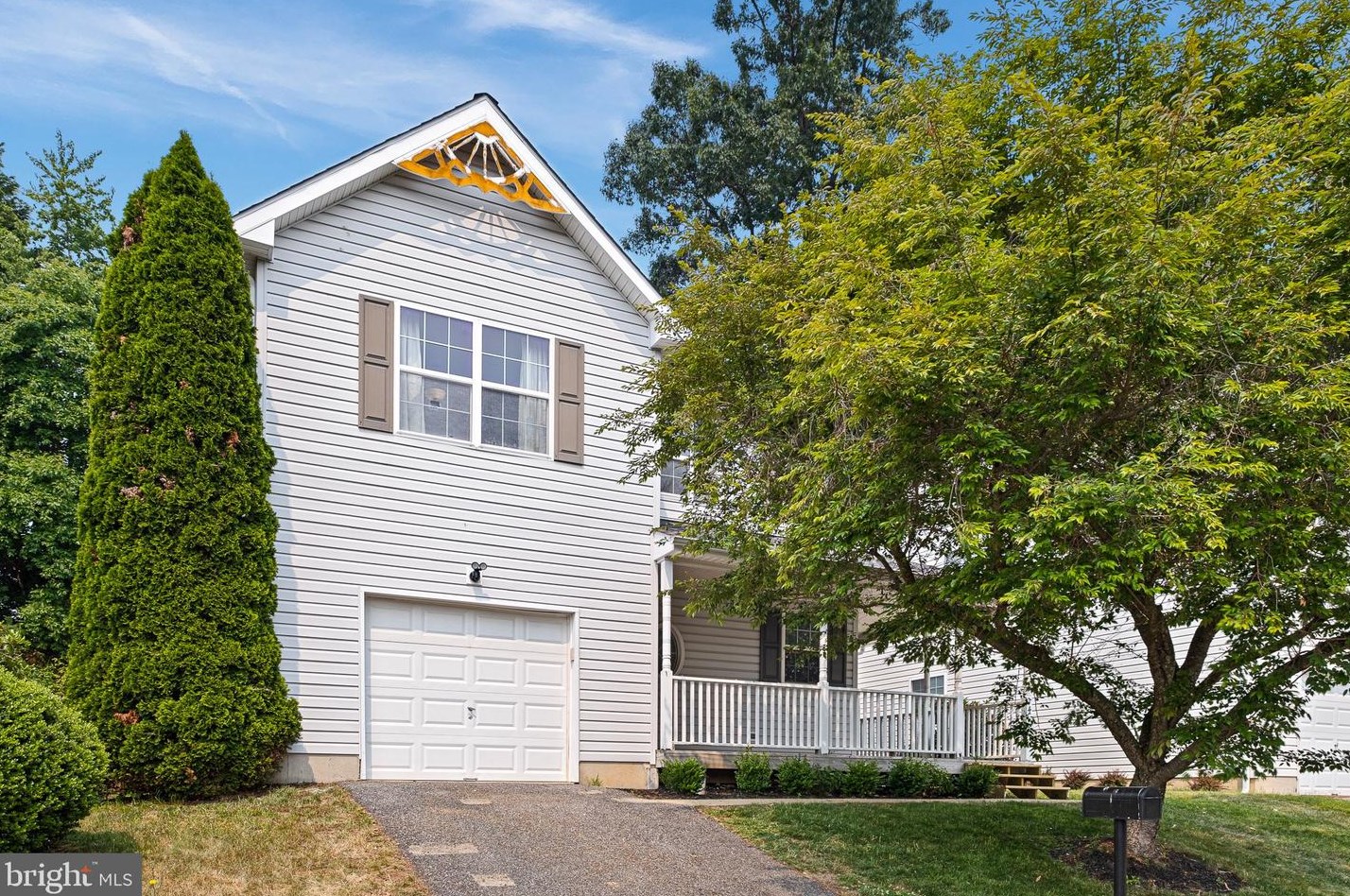 14 Victory Way, Boothwyn, PA 19061