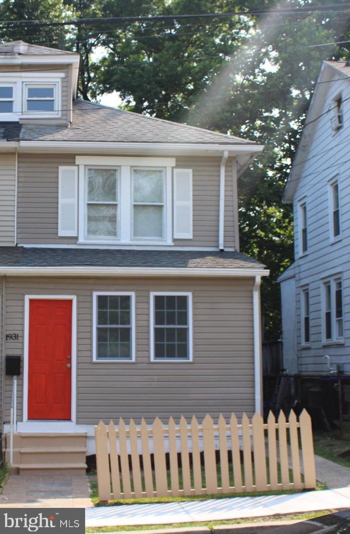 1931 Huddell Ave, Boothwyn, PA 19061