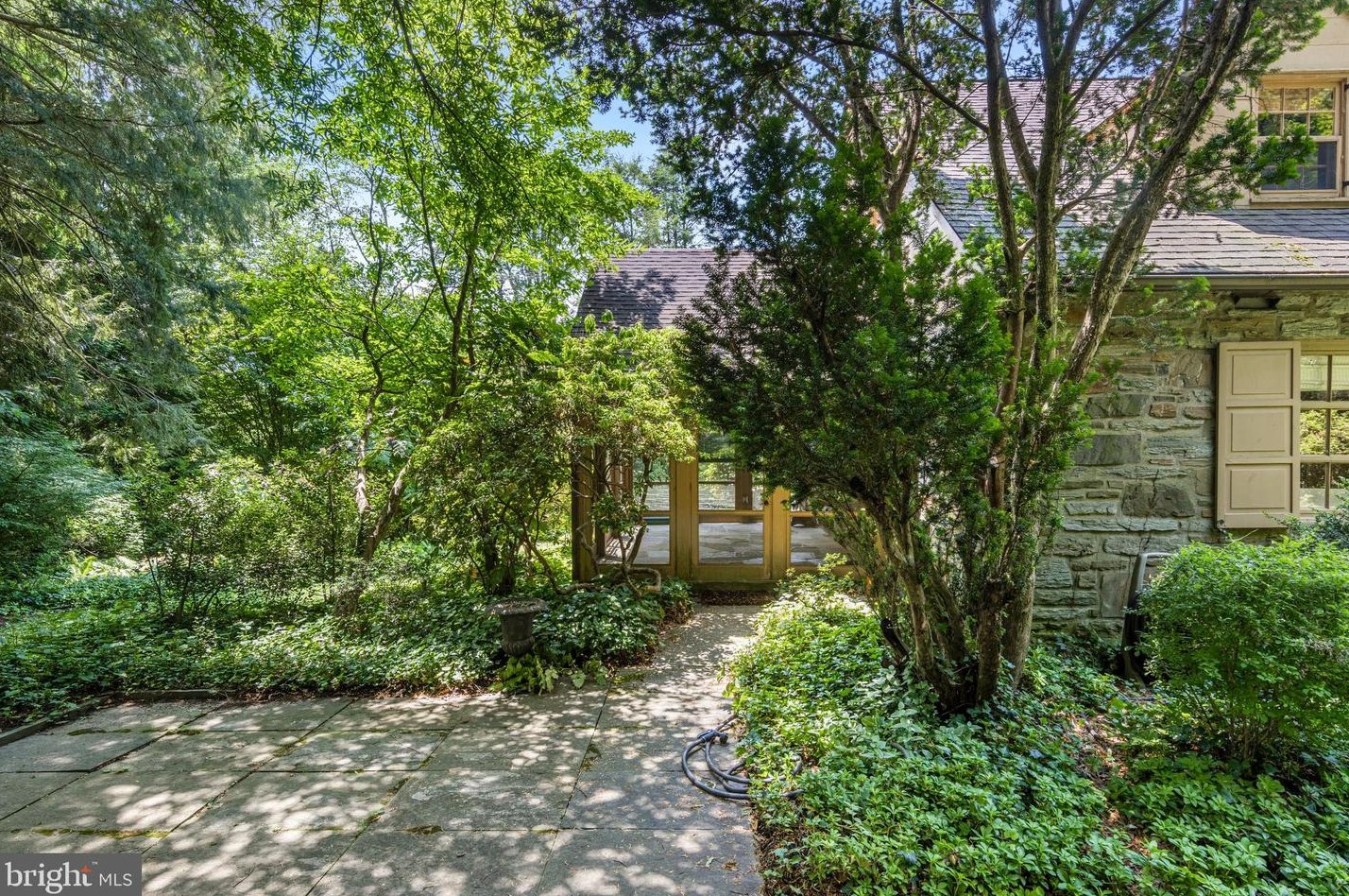 55 Wellesley Rd, Swarthmore, PA 19081