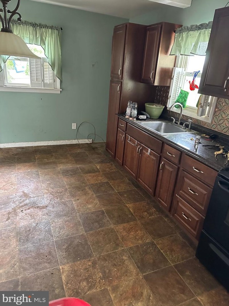 1740 Peach St, Boothwyn, PA 19061