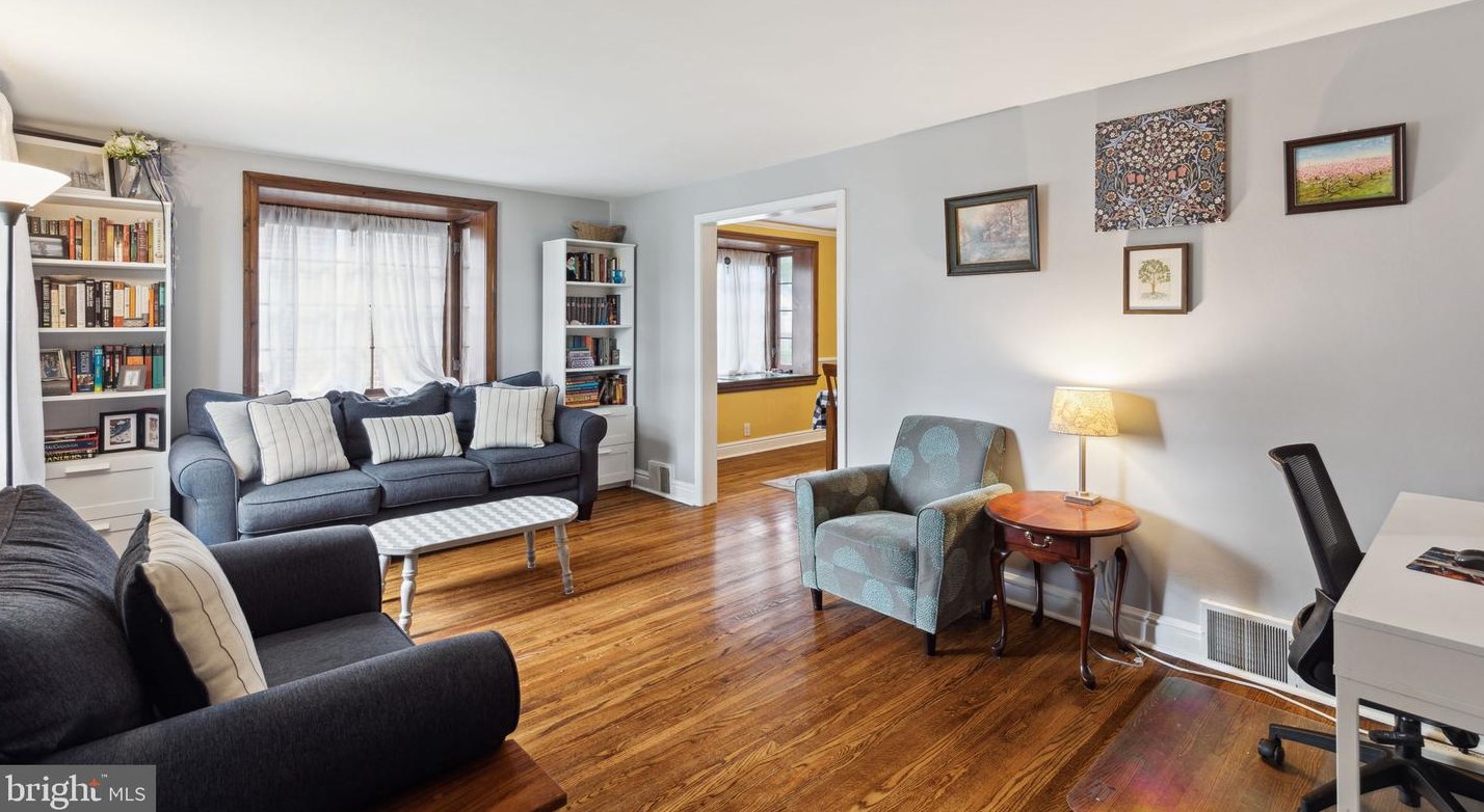 513 Johnson Ave, Ridley Park, PA 19078