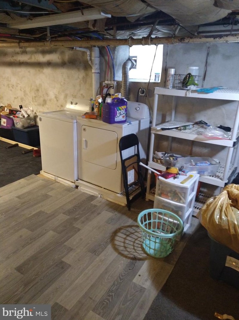 209 Parker Ave, Upper Darby, PA 19082-1221