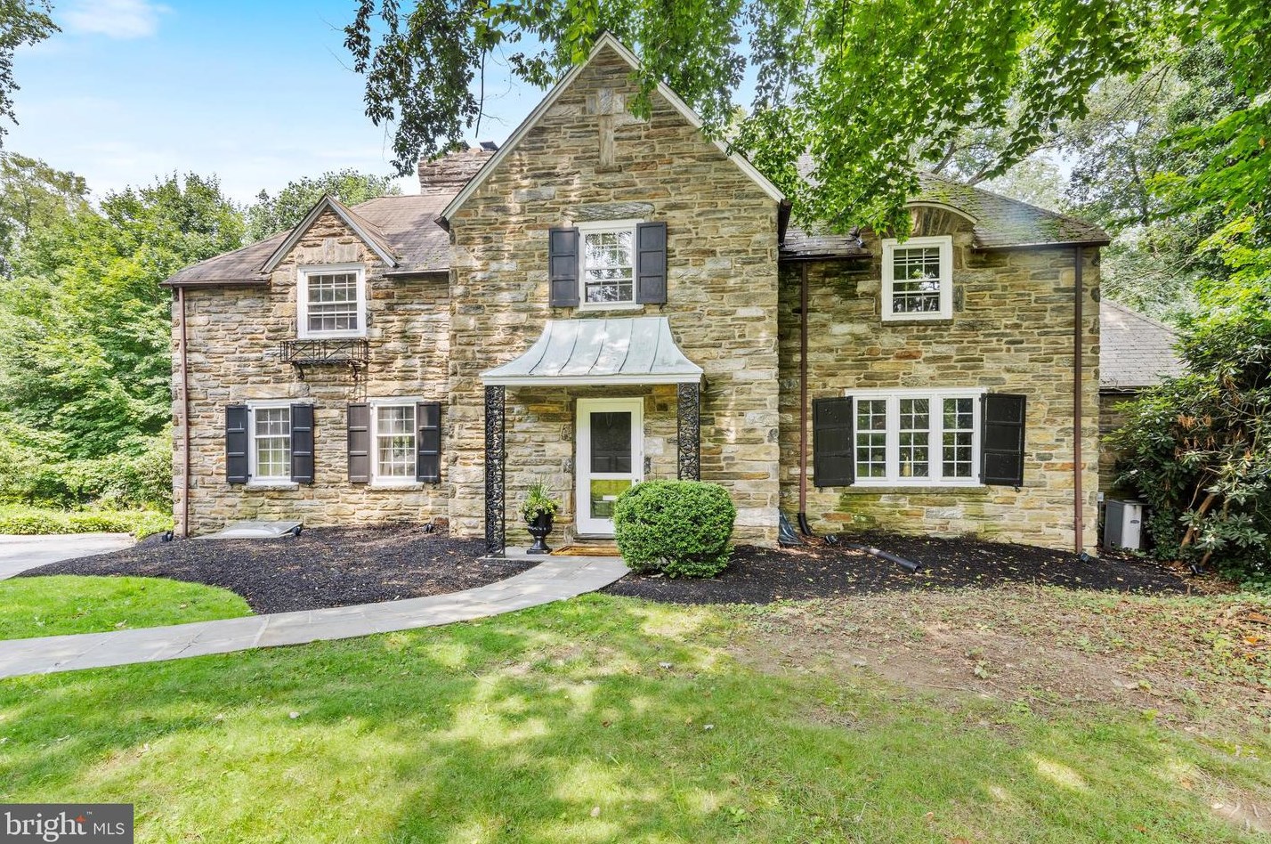 415 N Swarthmore Ave, Swarthmore, PA 19081