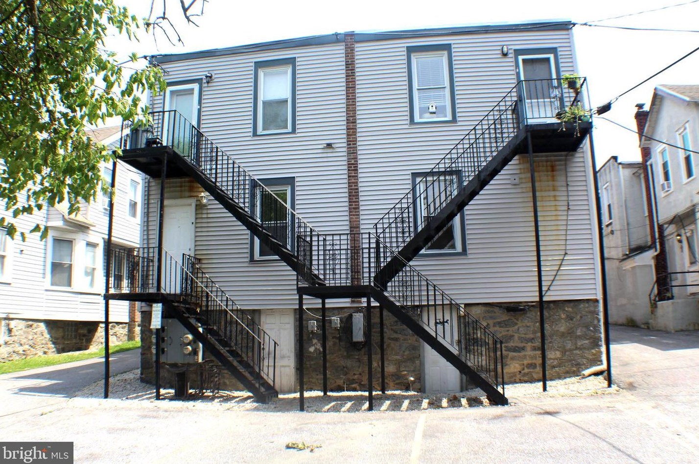 541 Chester Pike, Prospect Park, PA 19076