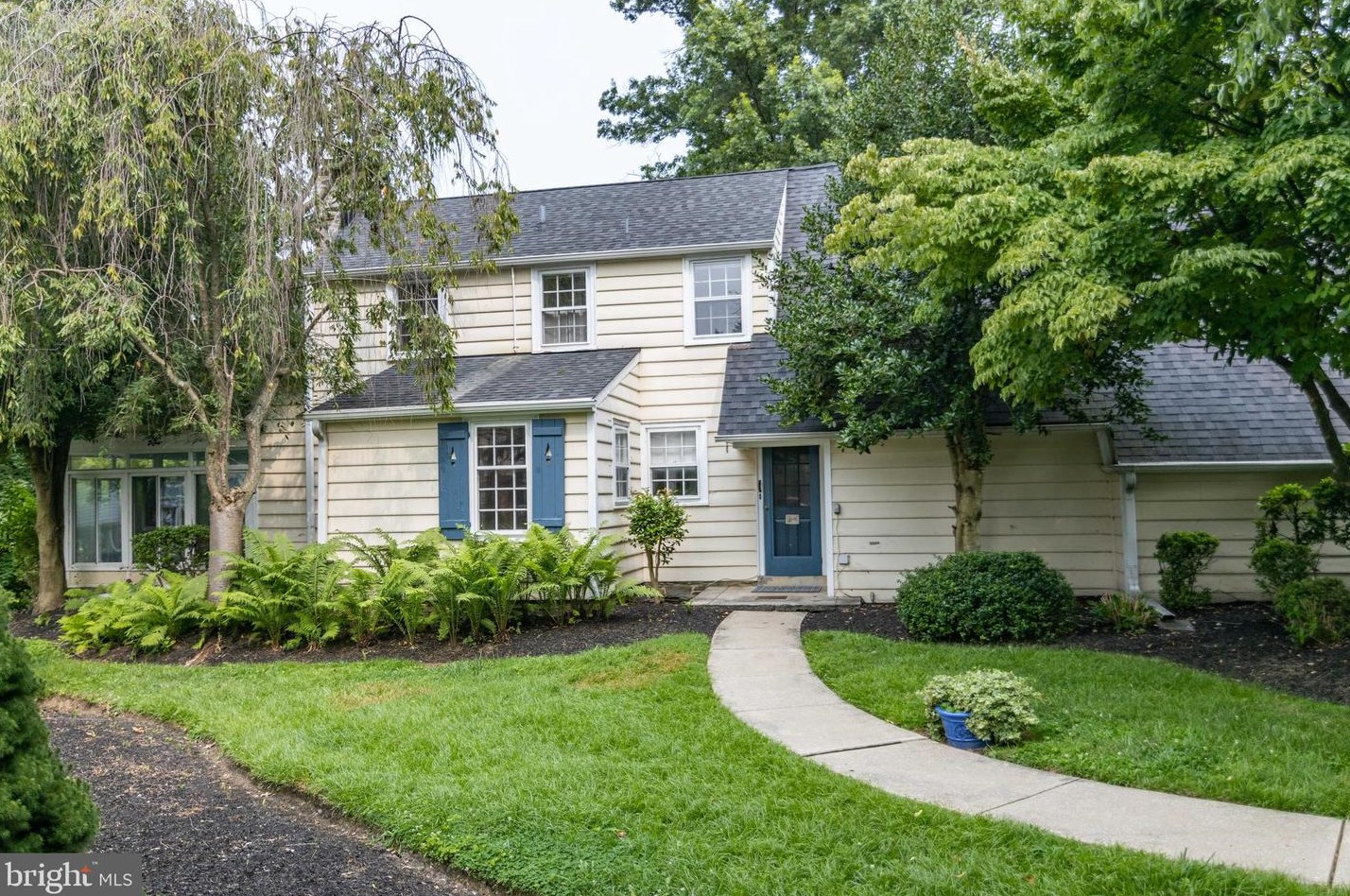 1013 Villanova Ave, Swarthmore, PA 19081-2614