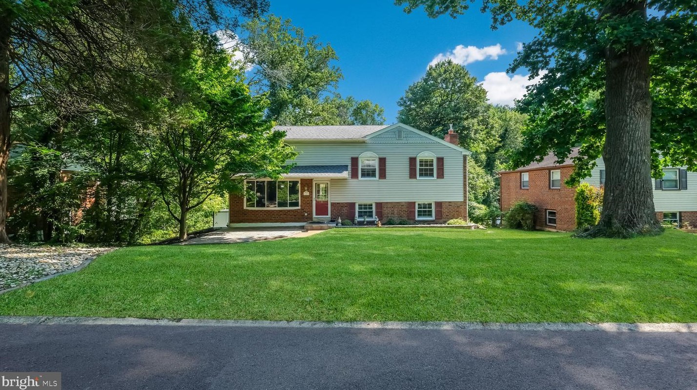 453 Woodcrest Ln, Media, PA 19063
