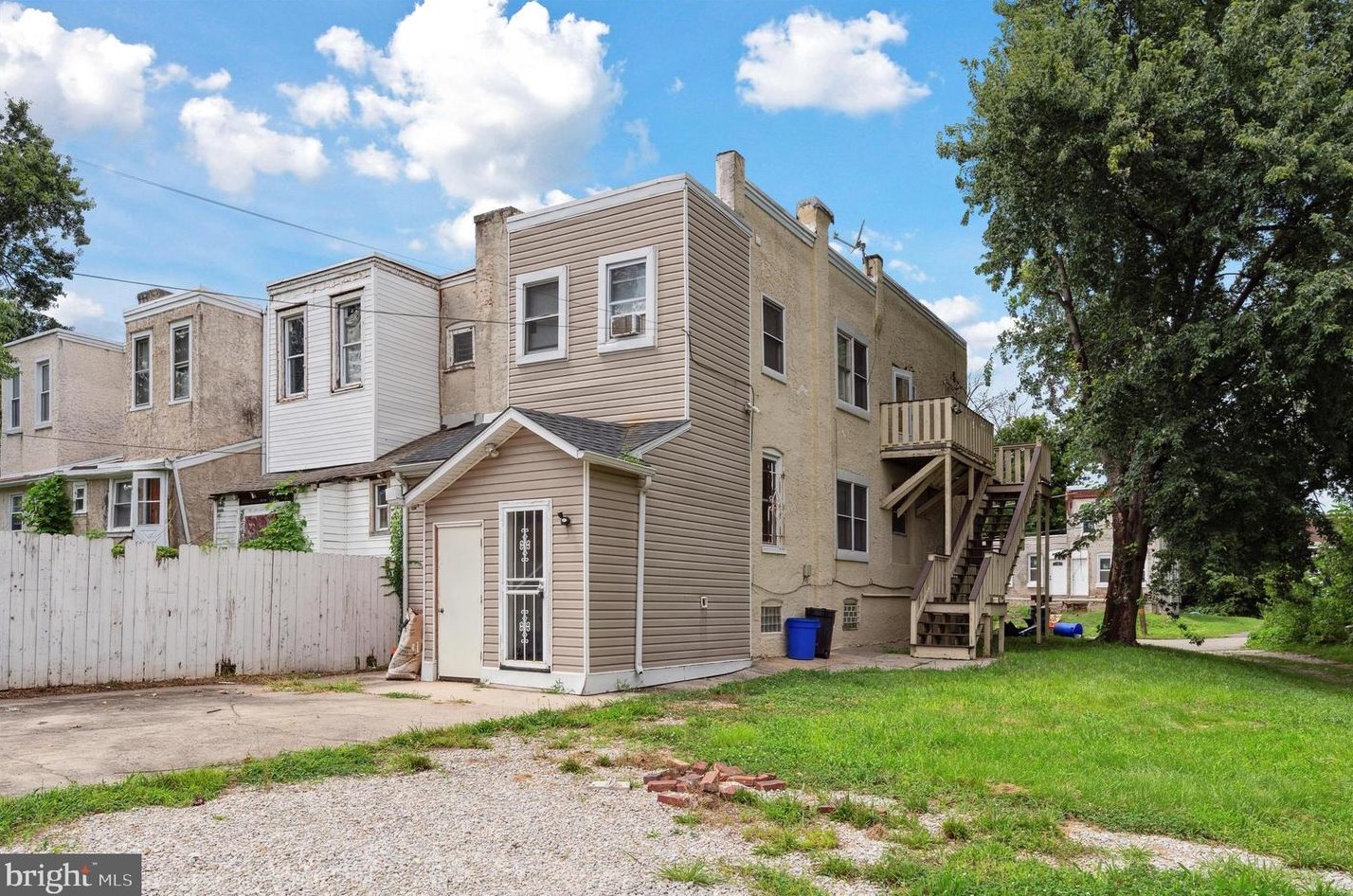 217 8th St, Chester PA  19013-4221 exterior