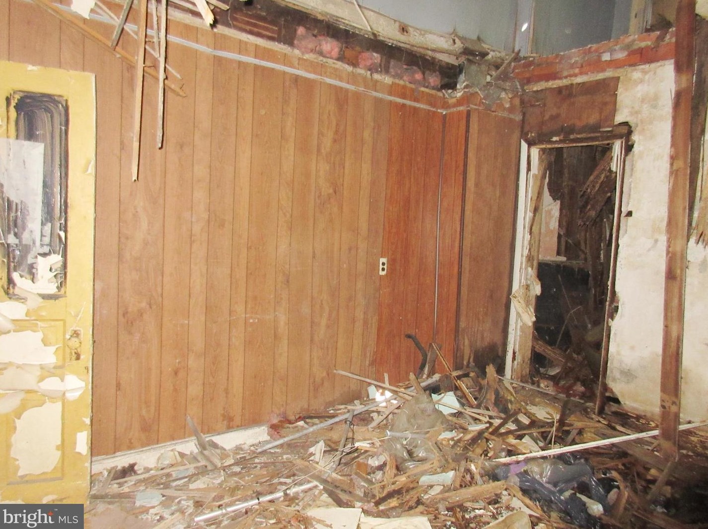 404 5 St, Chester PA 19013-4340 exterior