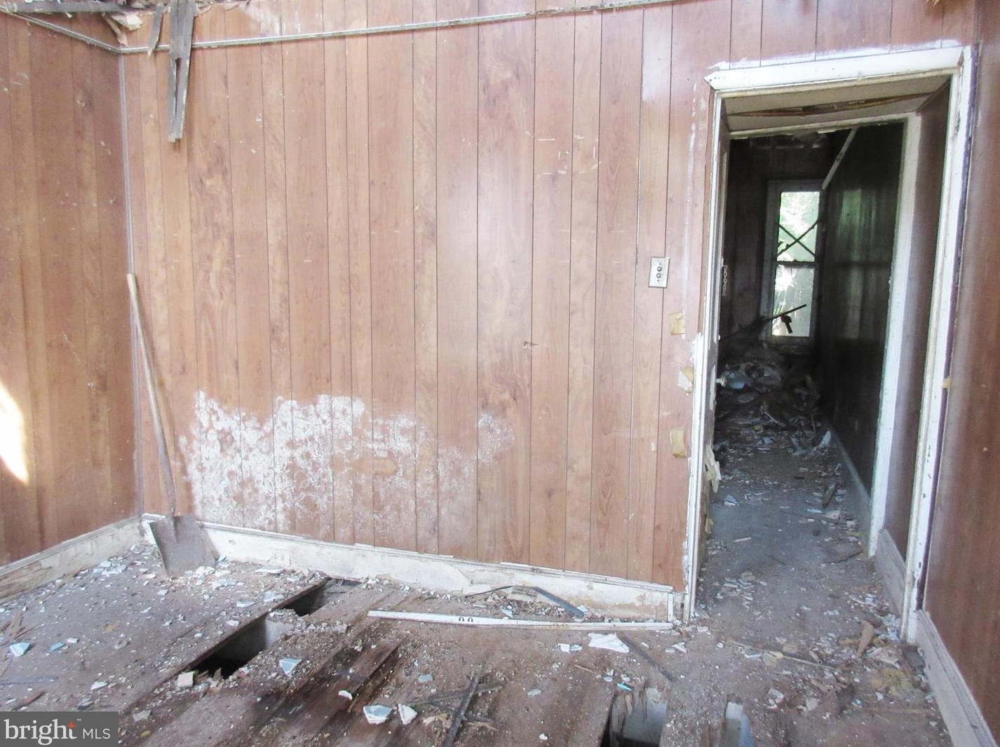 404 5 St, Chester PA 19013-4340 exterior