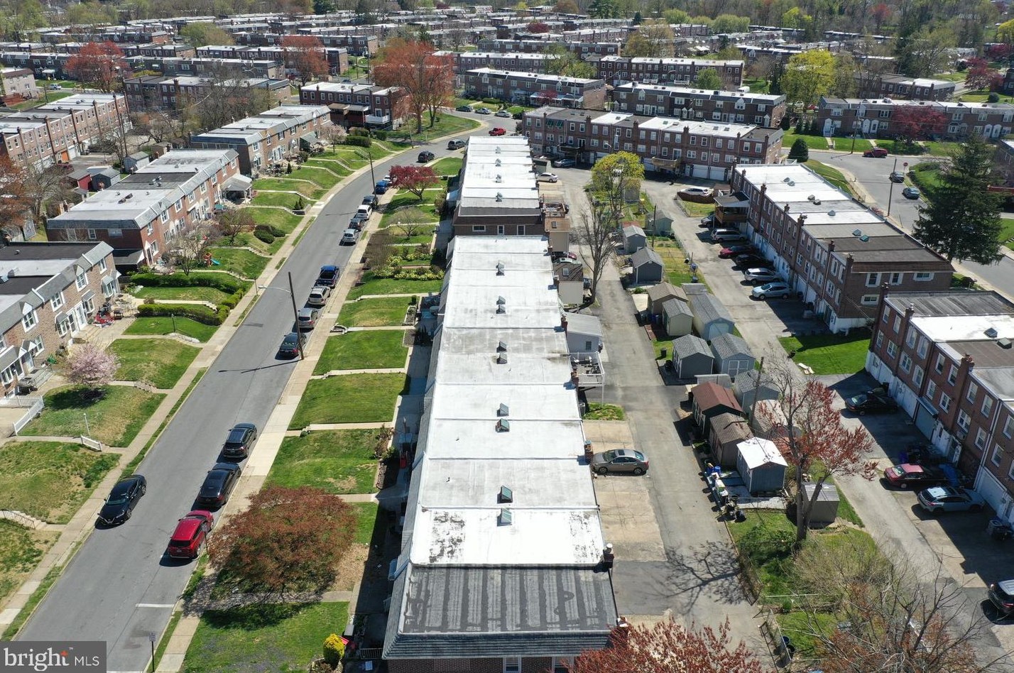 1072 Tremont Dr, Manor, PA 19036