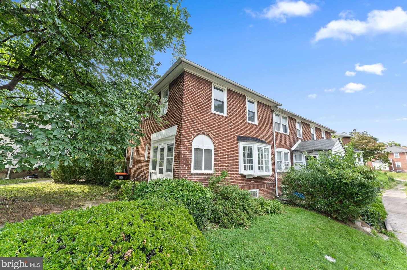 924 Macadam St, Chester, PA 19013-5815