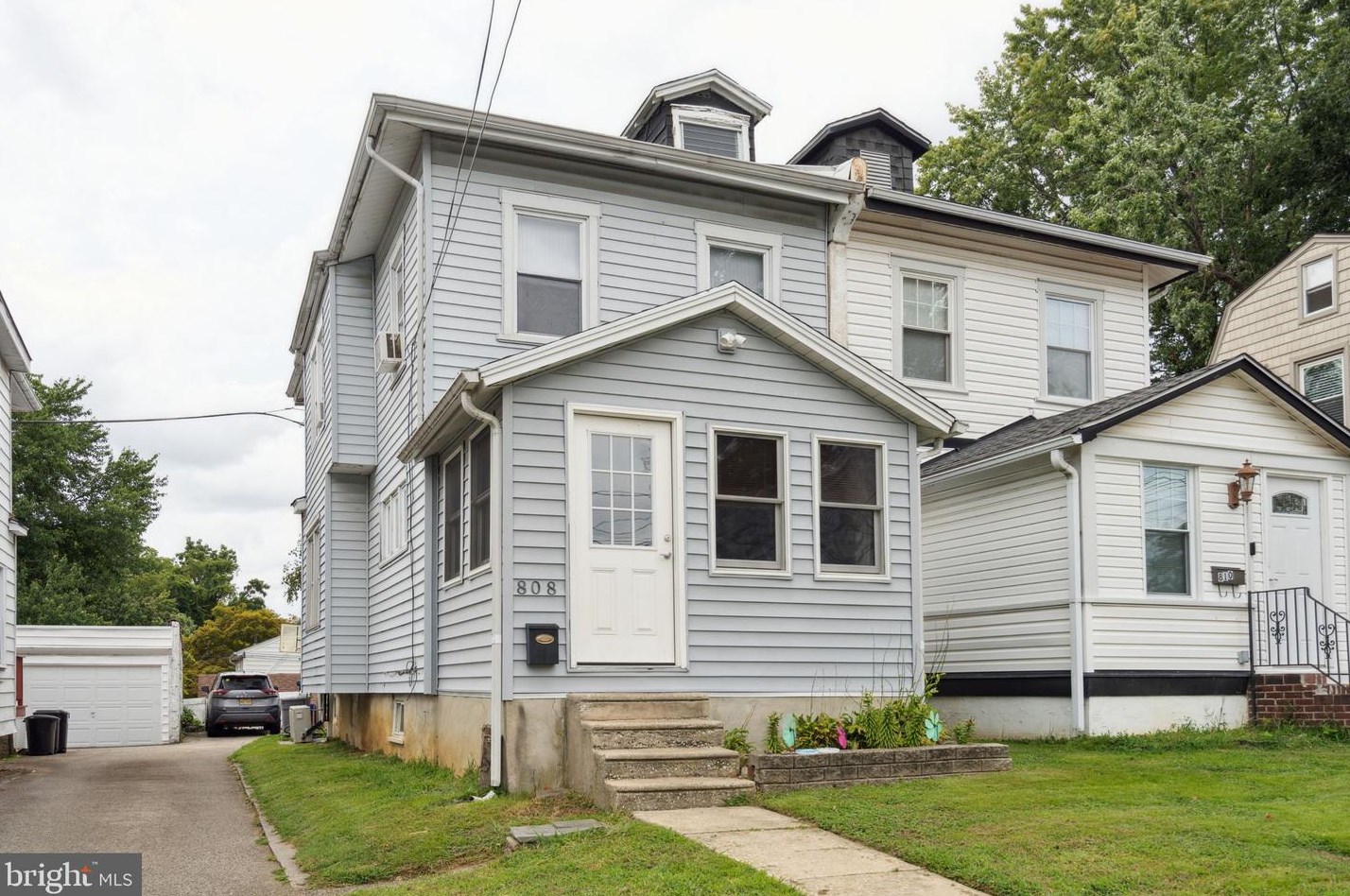 808 Summit Ave, Prospect Park, PA 19076