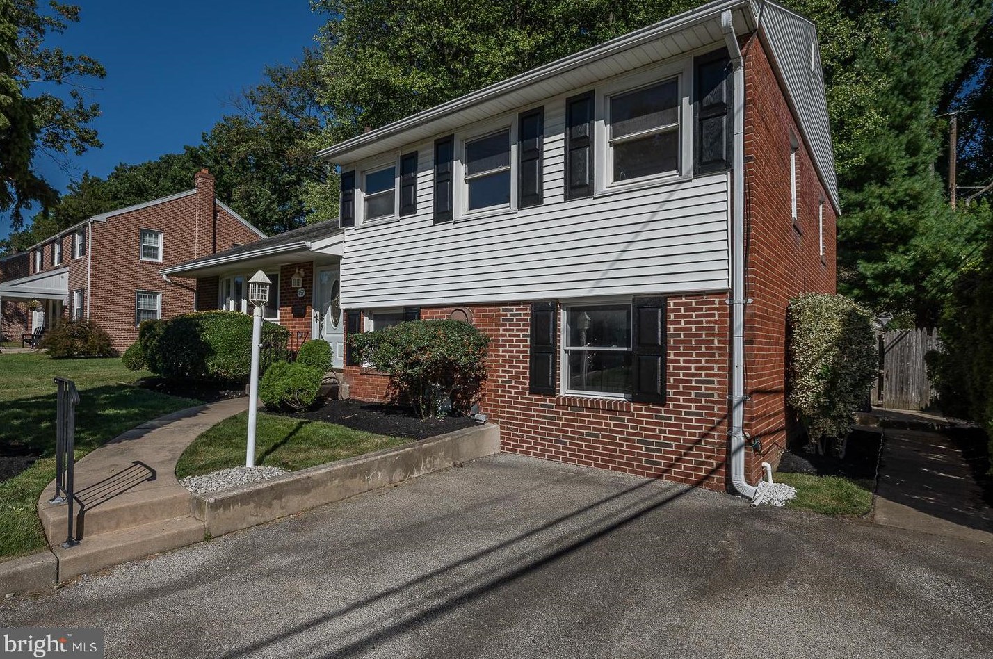 157 Morton Rd, Coal Township, PA 19064