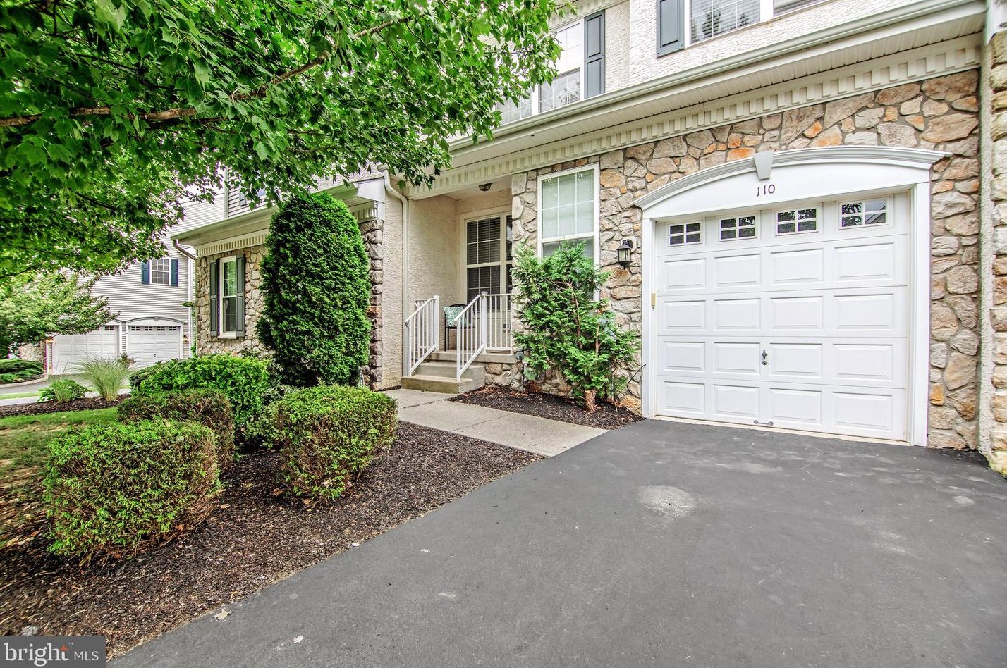 110 Portsmouth Cir, Glen Mills, PA 19342