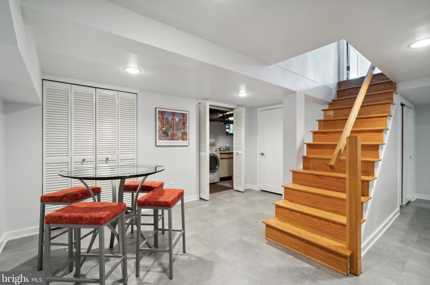 702 Powder Ml Ln, Penn Wynne PA 19096-4036 exterior