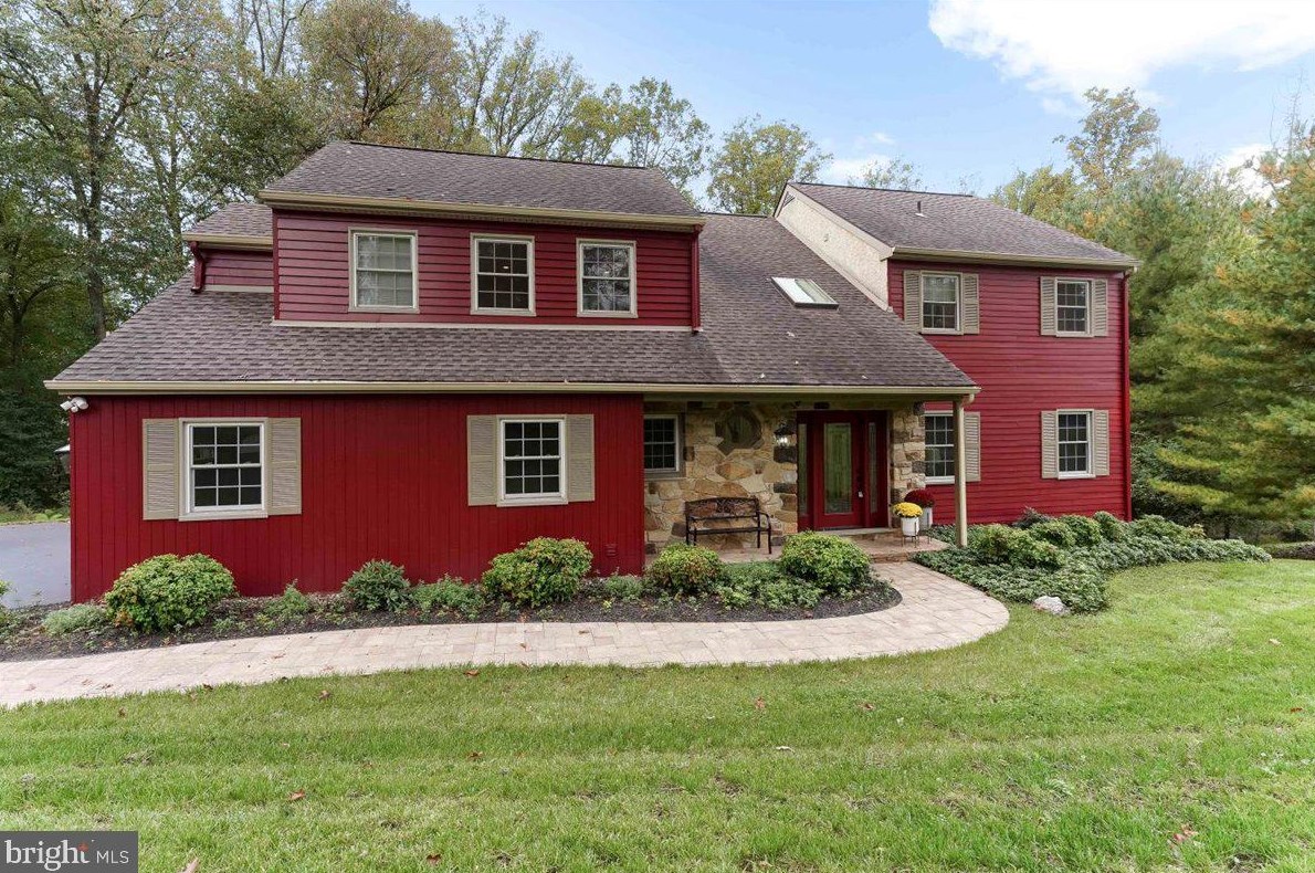 5 Bonnie Ln, Media, PA 19063