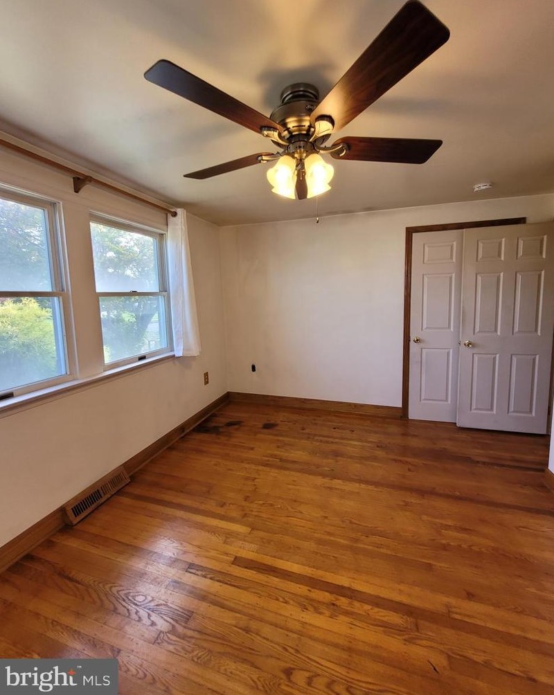 2148 Lee Ln, Chester PA 19014-2213 exterior