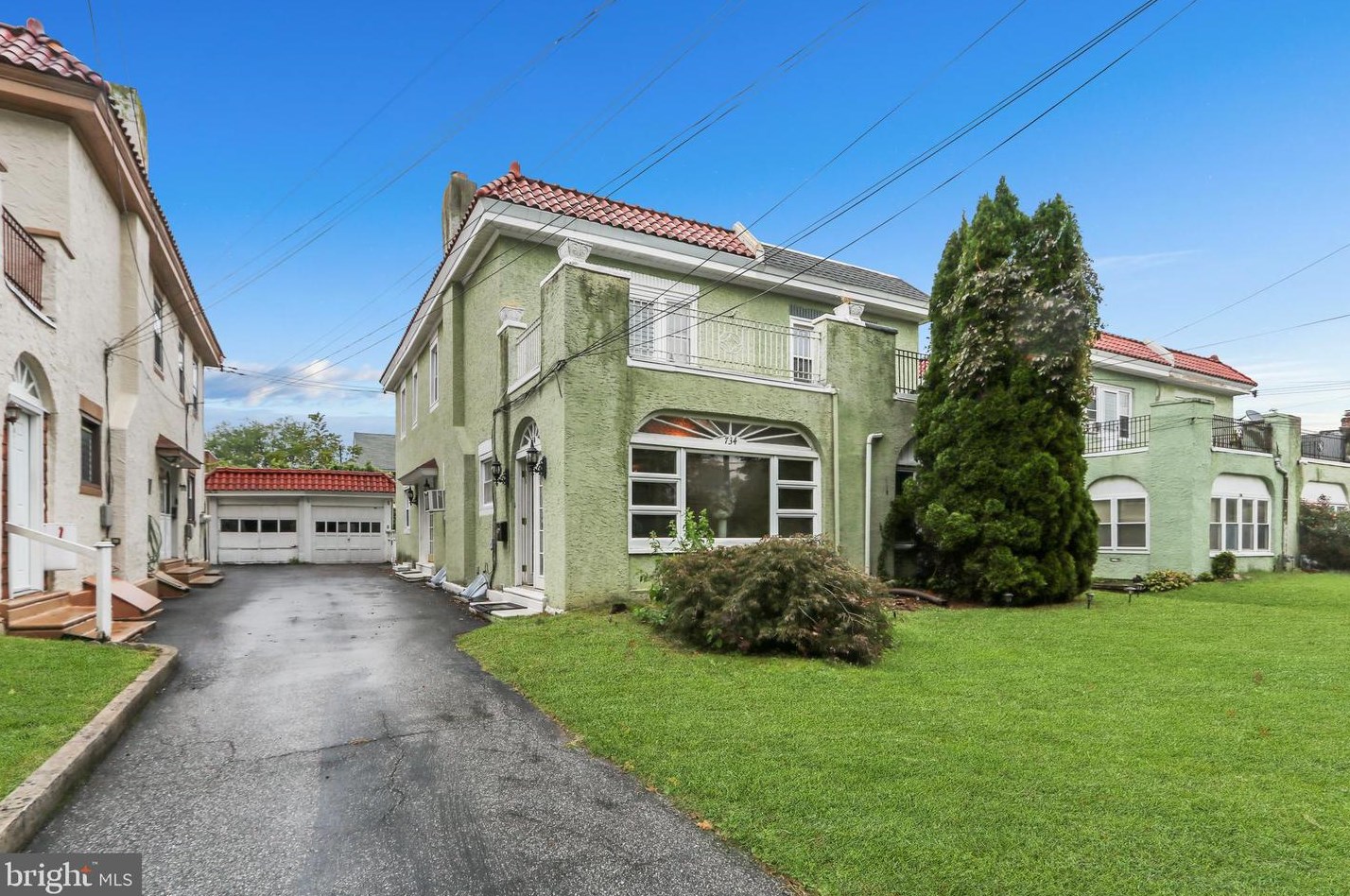 734 Poplar St, Sharon Hill, PA 19079-1336