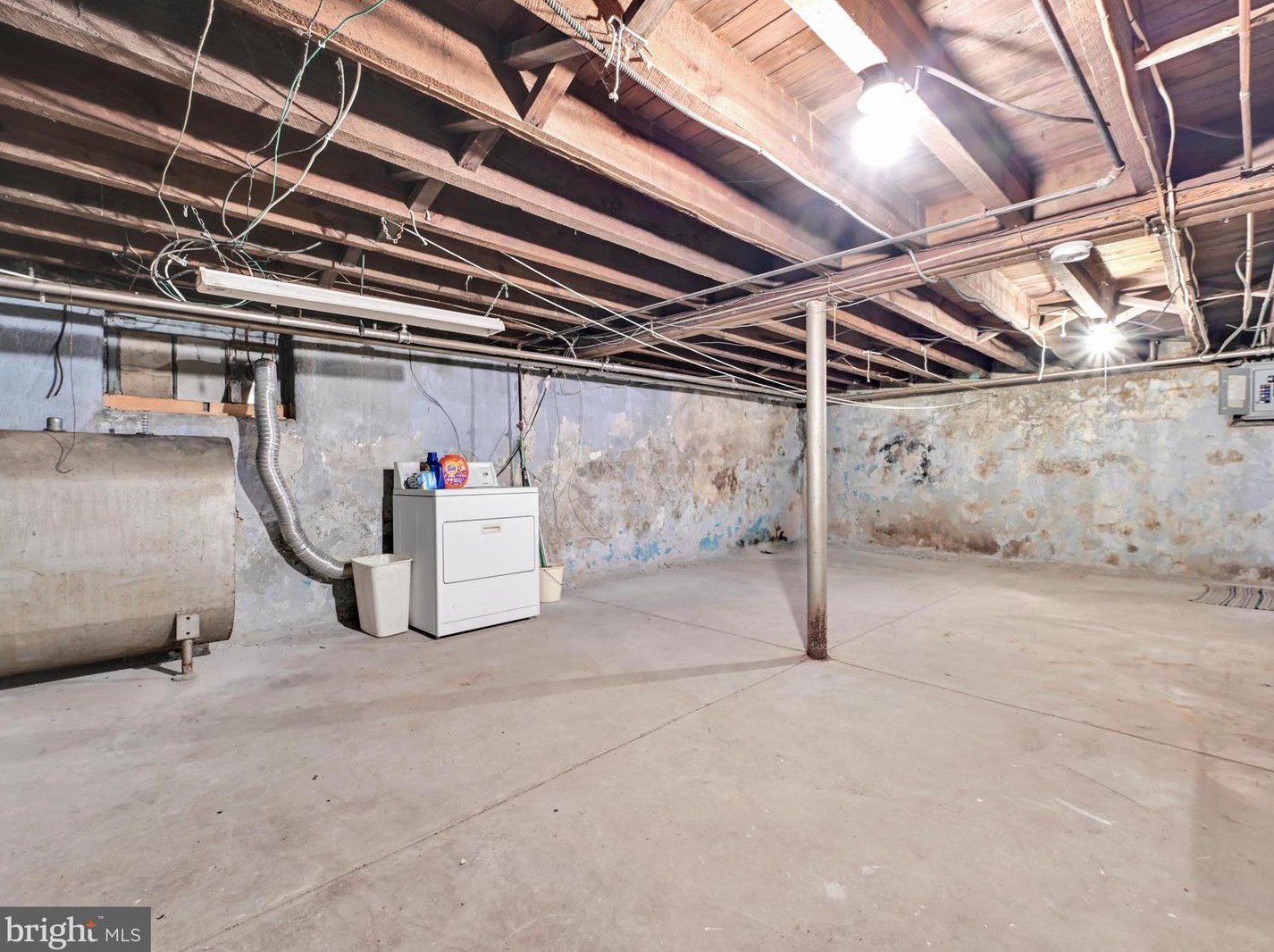 1123 Chester Pike, Chester PA 19022-1124 exterior