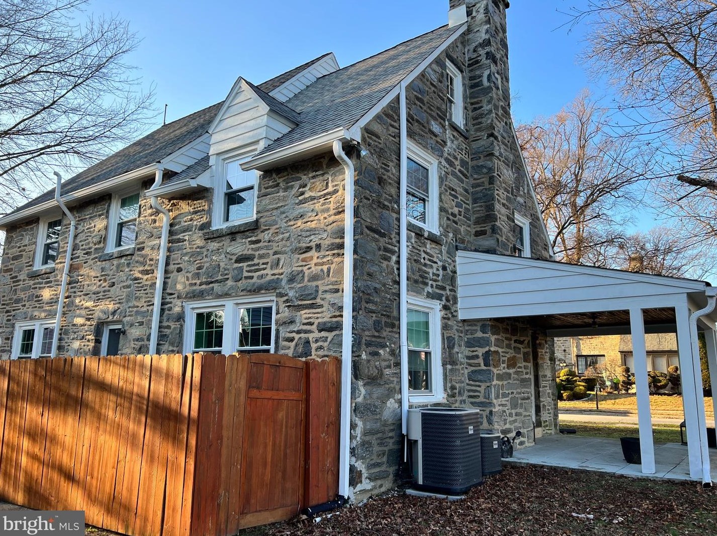 1140 Morgan Ave, Oakview, PA 19026