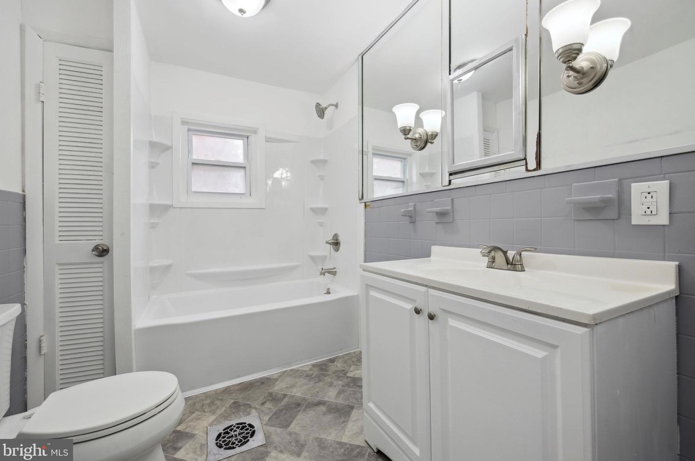 420 Penn St, Chester PA  19013-4336 exterior