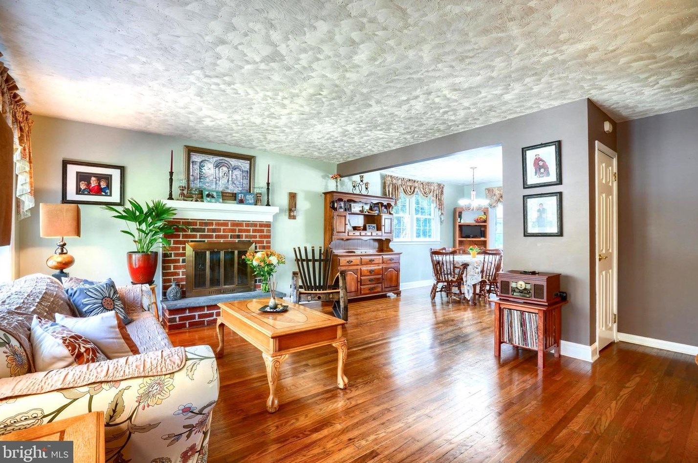 454 Woodcrest Ln, Media, PA 19063