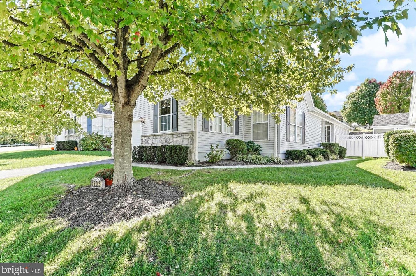 1203 N Fox Cub Hollow, Glen Mills, PA 19342