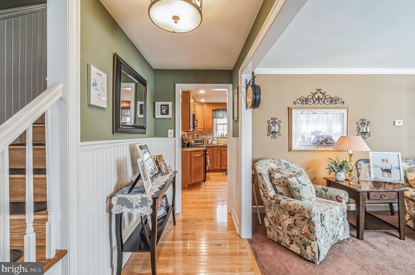 25 Blackthorne Ln, Chester, PA 19014-2625