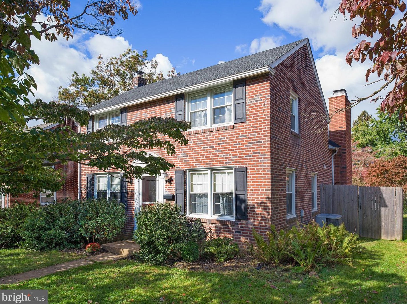 10 N Alford Rd, Coal Township, PA 19064