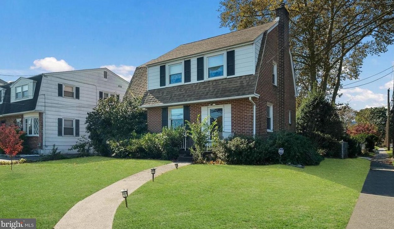120 W Ashland Ave, Manor, PA 19036