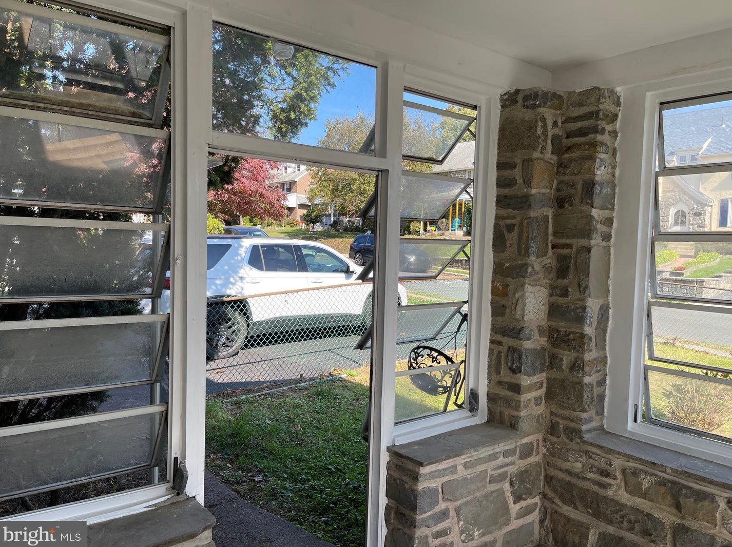 818 Blythe Ave, Oakview, PA 19026