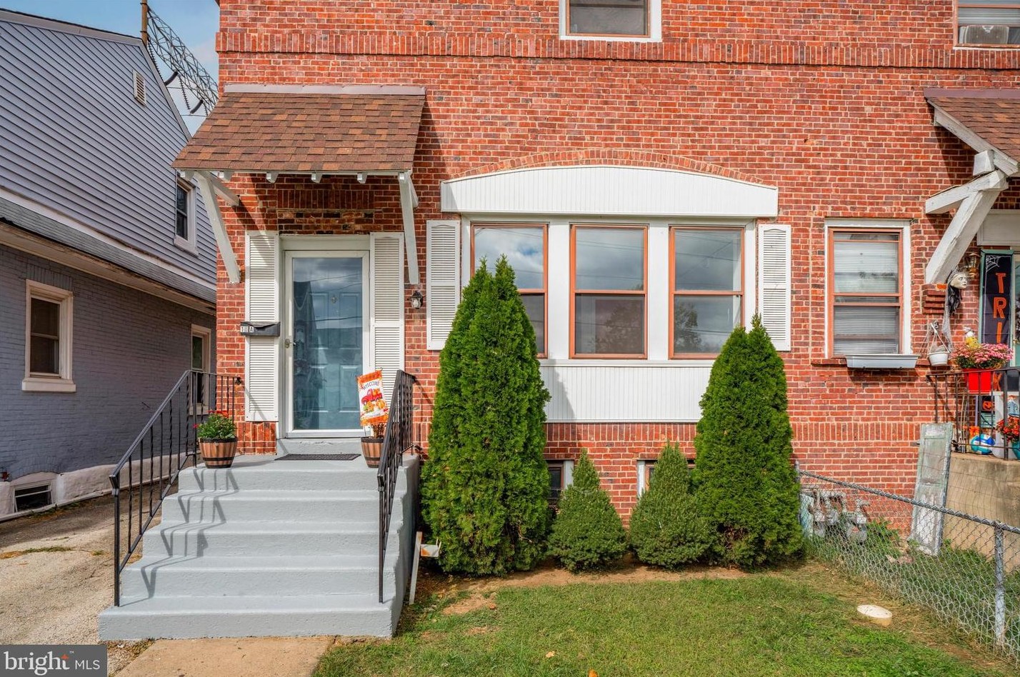 18 Chestnut St, Boothwyn, PA 19061