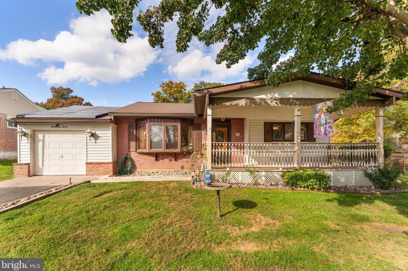 2112 N Bent Ln, Chester, PA 19014