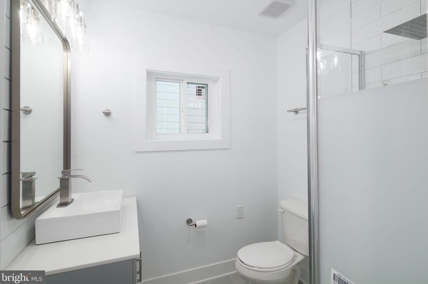 2530 6th St, Chester PA  19013-2104 exterior