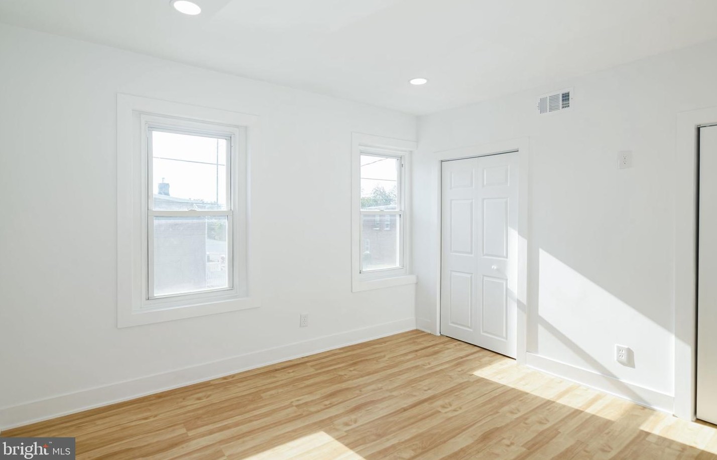 2530 6th St, Chester PA  19013-2104 exterior