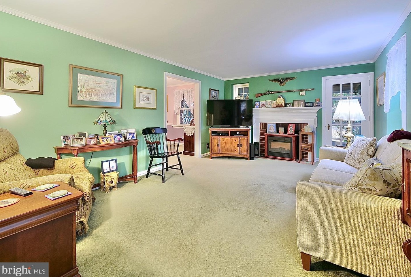 824 Roberts Ave, Oakview, PA 19026