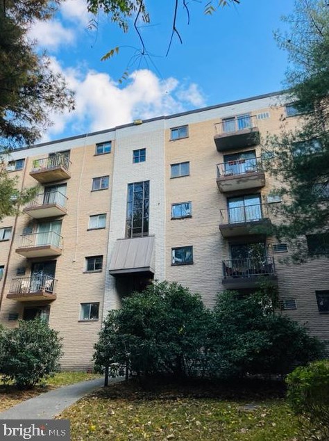 400 Glendale Rd #k32, Pittsburgh, PA 19083