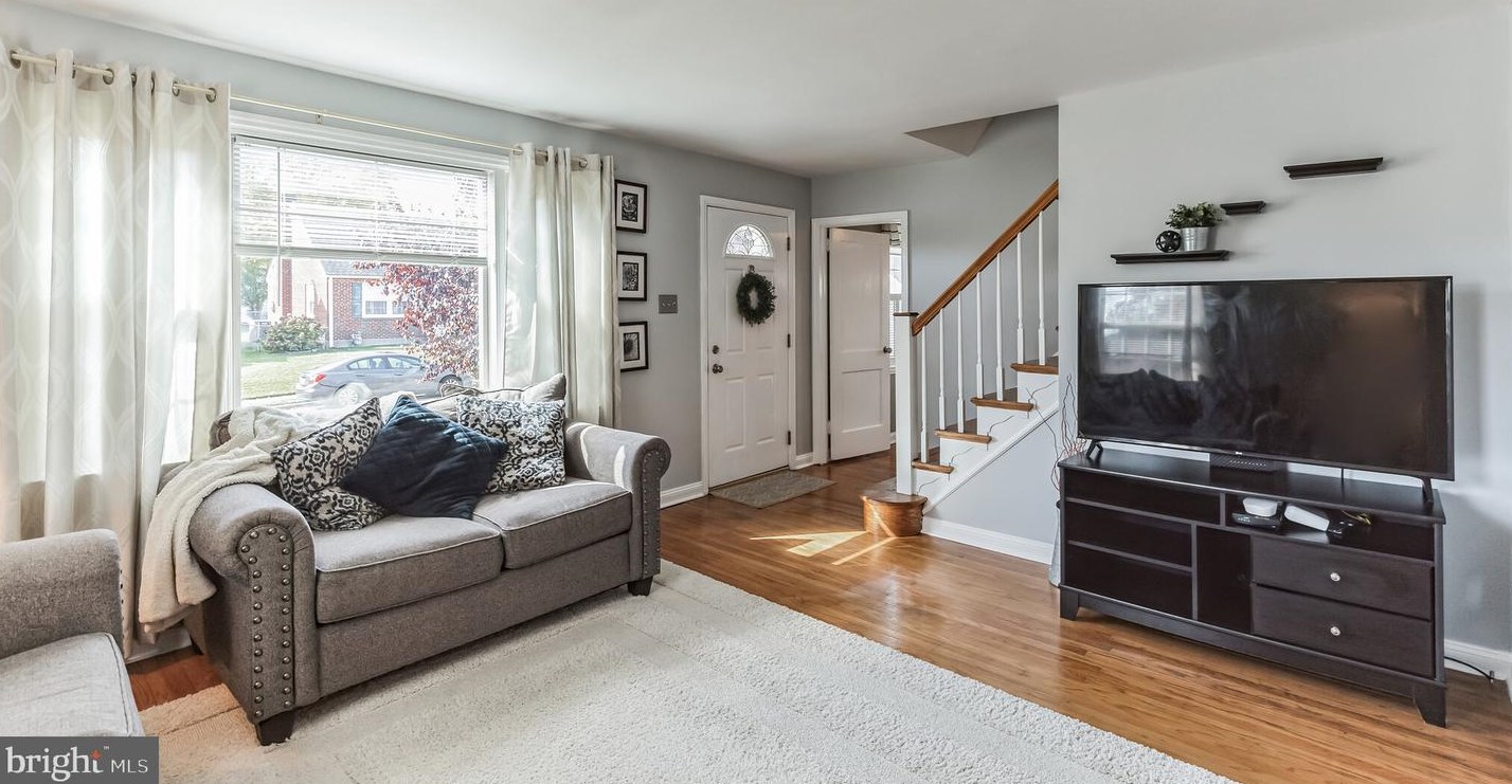 401 Lindsay St, Ridley Park, PA 19078