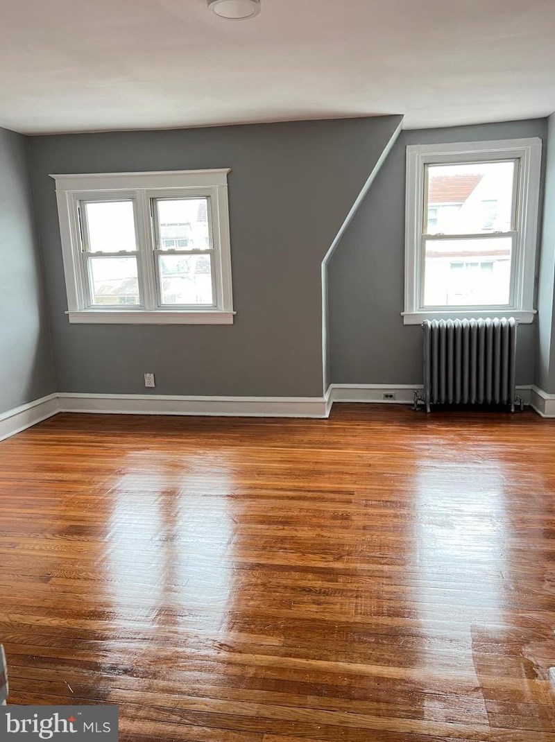 512 Glendale Rd, Upper Darby PA  19082-5019 exterior