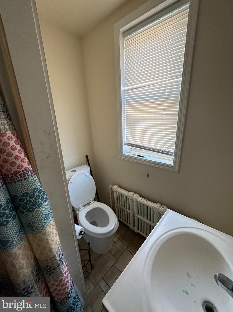 2210 Madison St, Chester PA  19013-5123 exterior