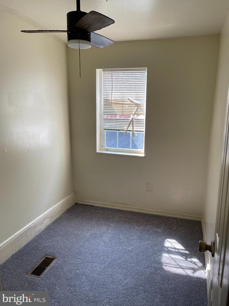 1003 8th St, Chester PA  19013-3503 exterior