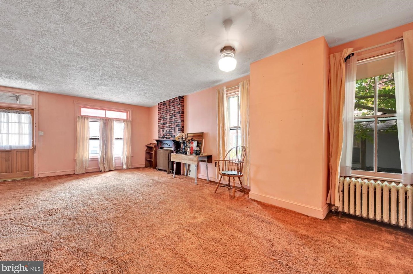 403 9 St, Chester PA 19013-1710 exterior