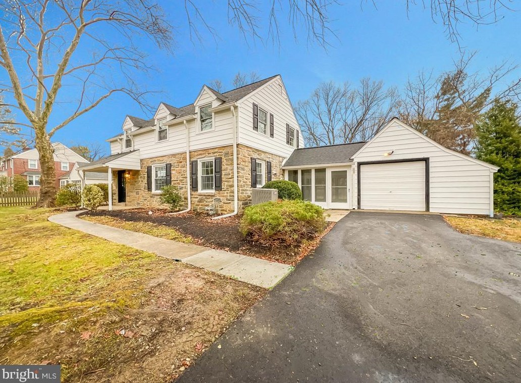 303 W Rose Valley Rd, Media, PA 19086