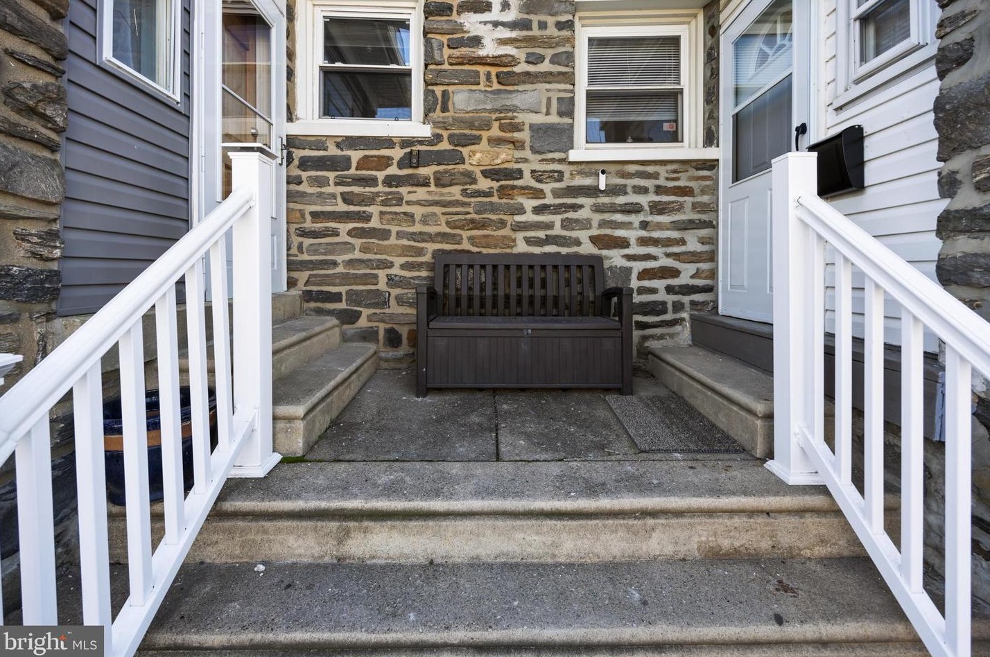 7272 Calvin Rd, Upper Darby, PA 19082