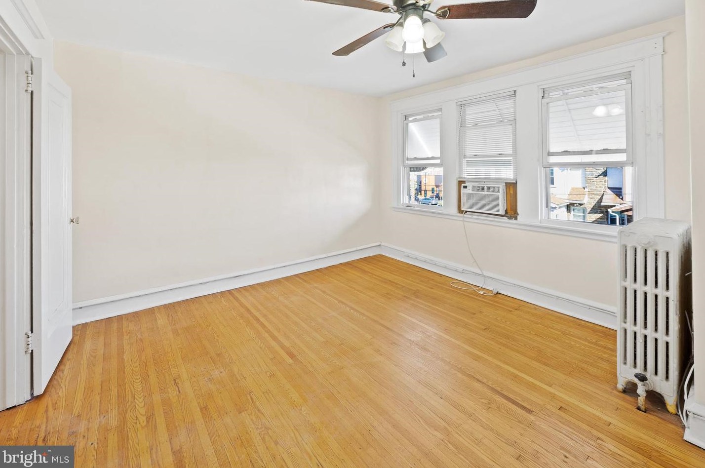7272 Calvin Rd, Upper Darby PA  19082-3404 exterior