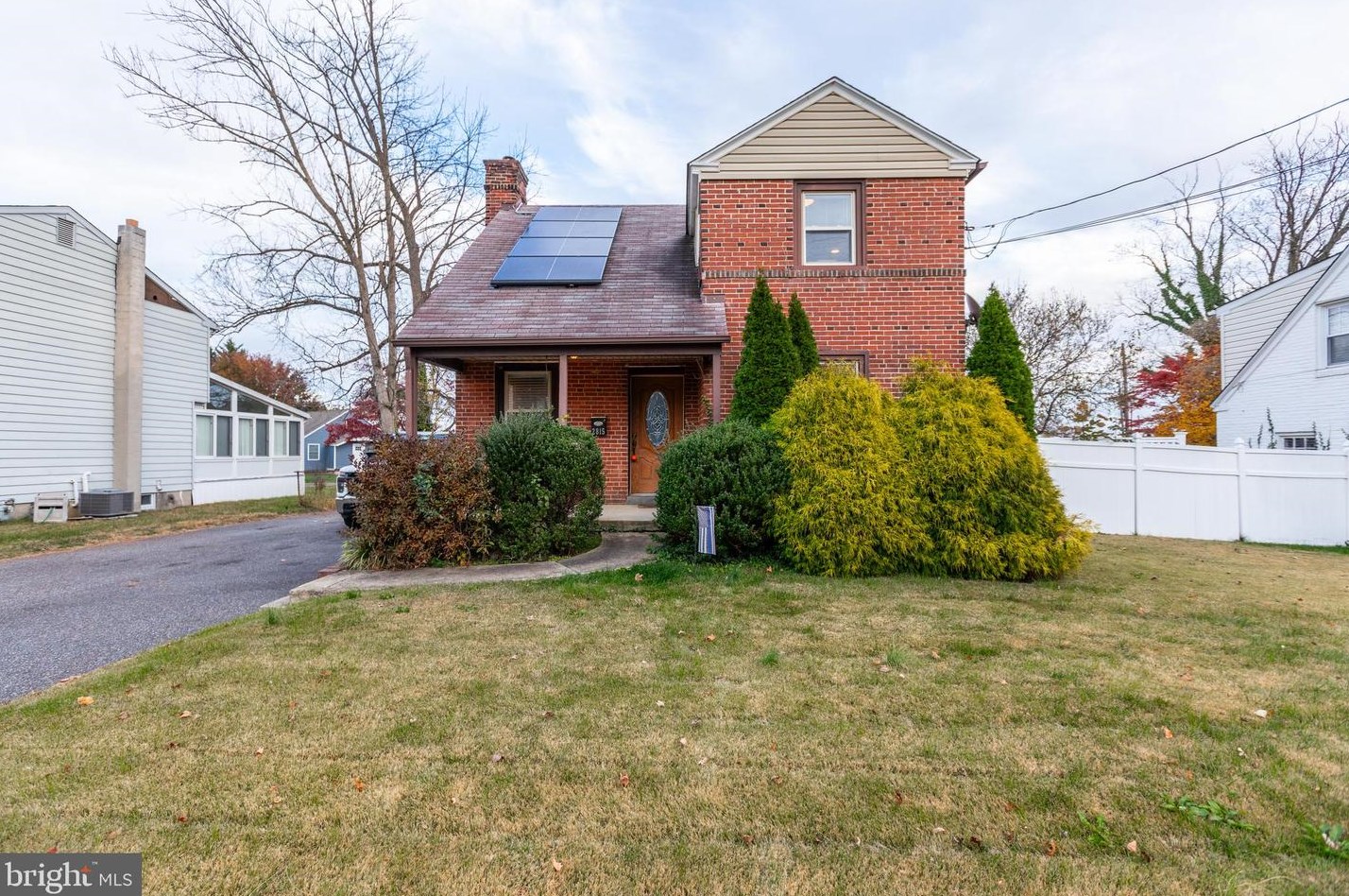 2815 Dutton Mill Rd, Chester, PA 19014